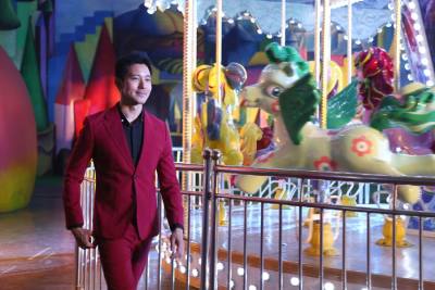 《校花驾到》女大学生恋上立威廉