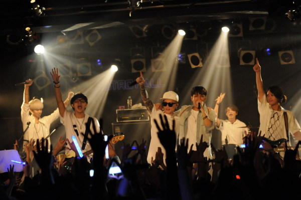 MP魔幻力量日本发威 苍井空到场助阵被告白