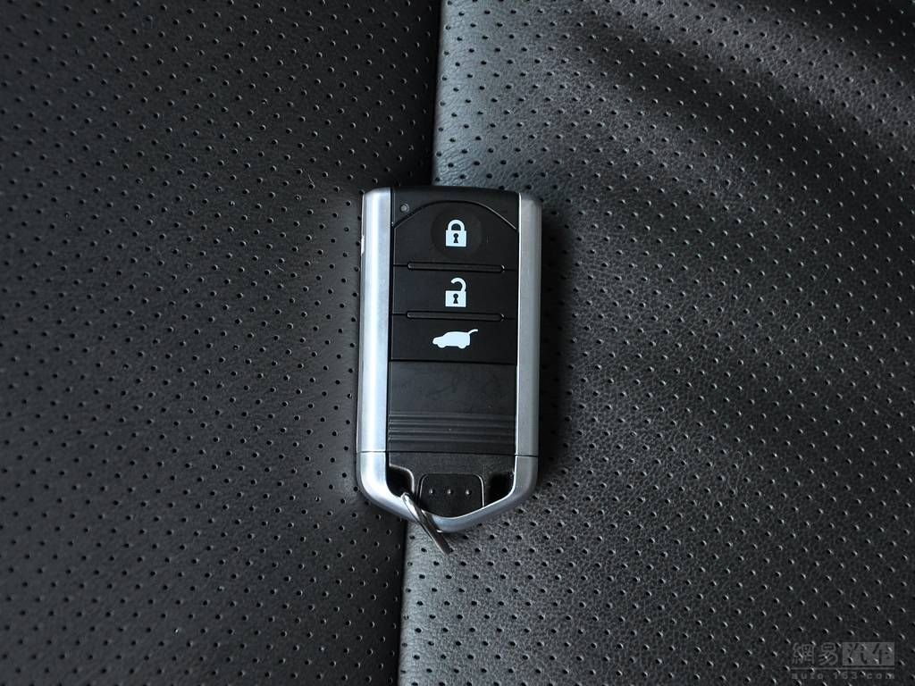 讴歌 zdx 2012款 3.7at 车 钥匙 网易汽车高清图片