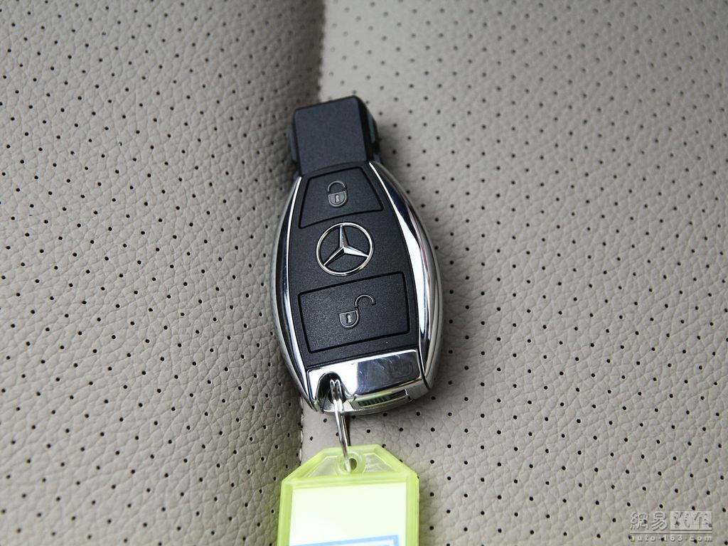 奔驰GLK 2012款 GLK300 4MATIC时尚型 车钥